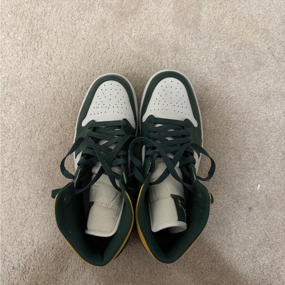 air jordan 1 mid sonics worn only once - Picture 2 of 4